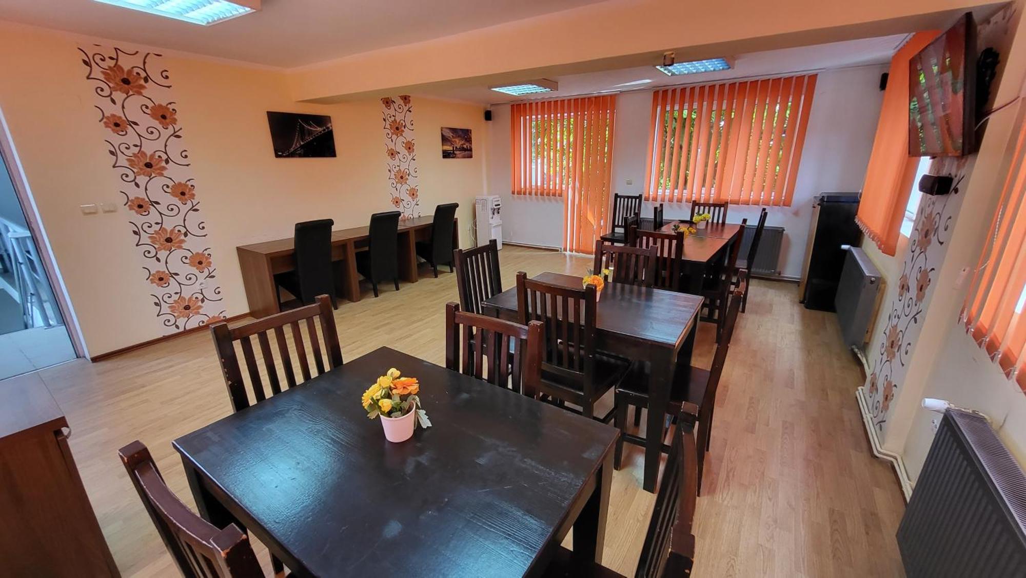 Boutique Global Aparthotel Brasov Luaran gambar