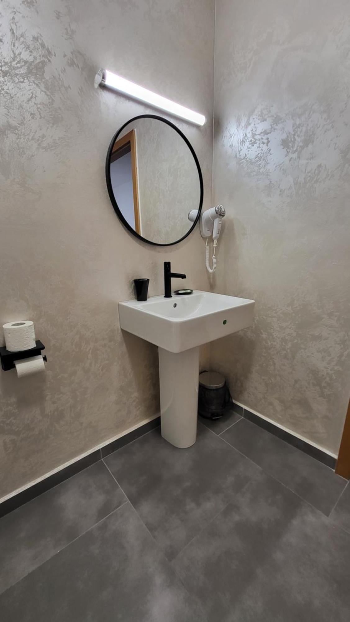 Boutique Global Aparthotel Brasov Luaran gambar